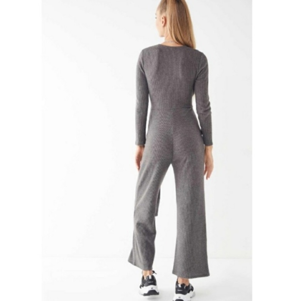 NWT Urban Outfitters UO Ribbed Wide Leg Jumpsuit in Gray - Picture 4 of 13